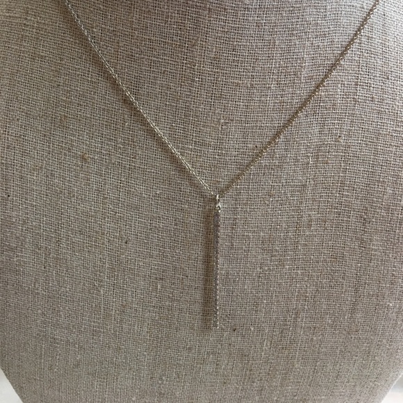 Fine Line Pendant - Picture 2 of 3
