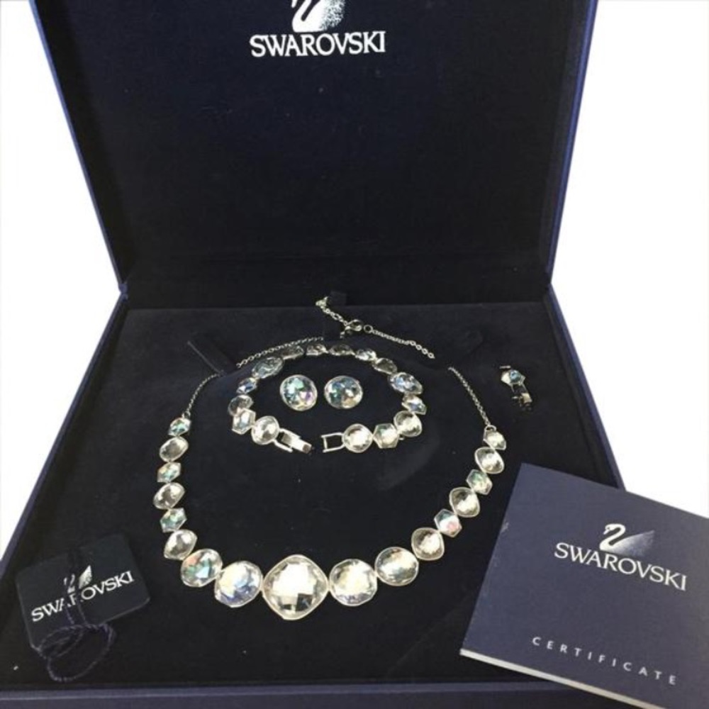 Swarovski set
