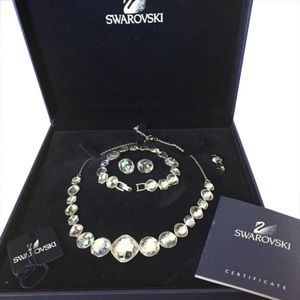 Swarovski set