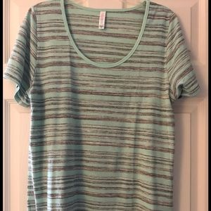 LuLaRoe Classic T - never worn
