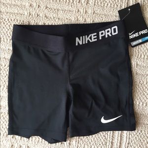 Black Nike pros