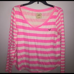 Hollister V-Neck Long Sleeve Shirt