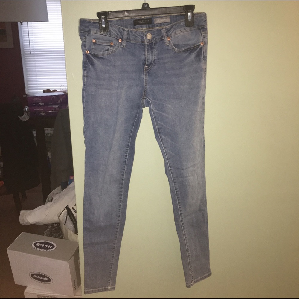 Aeropostale Light Wash Jeans