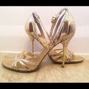 GUESS Metallic Gold Size 8 Heels