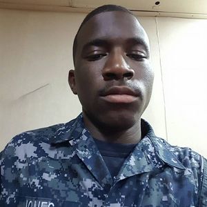 Meet your Posher, Derrick