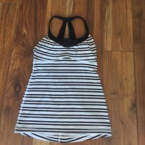 Lululemon Scoop Me Up Tank - size 6