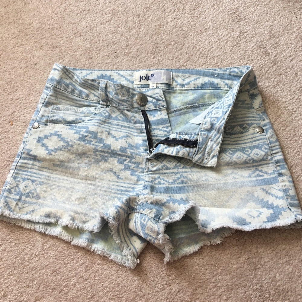 Nordstrom Aztec Print shorts 💥 sz 1