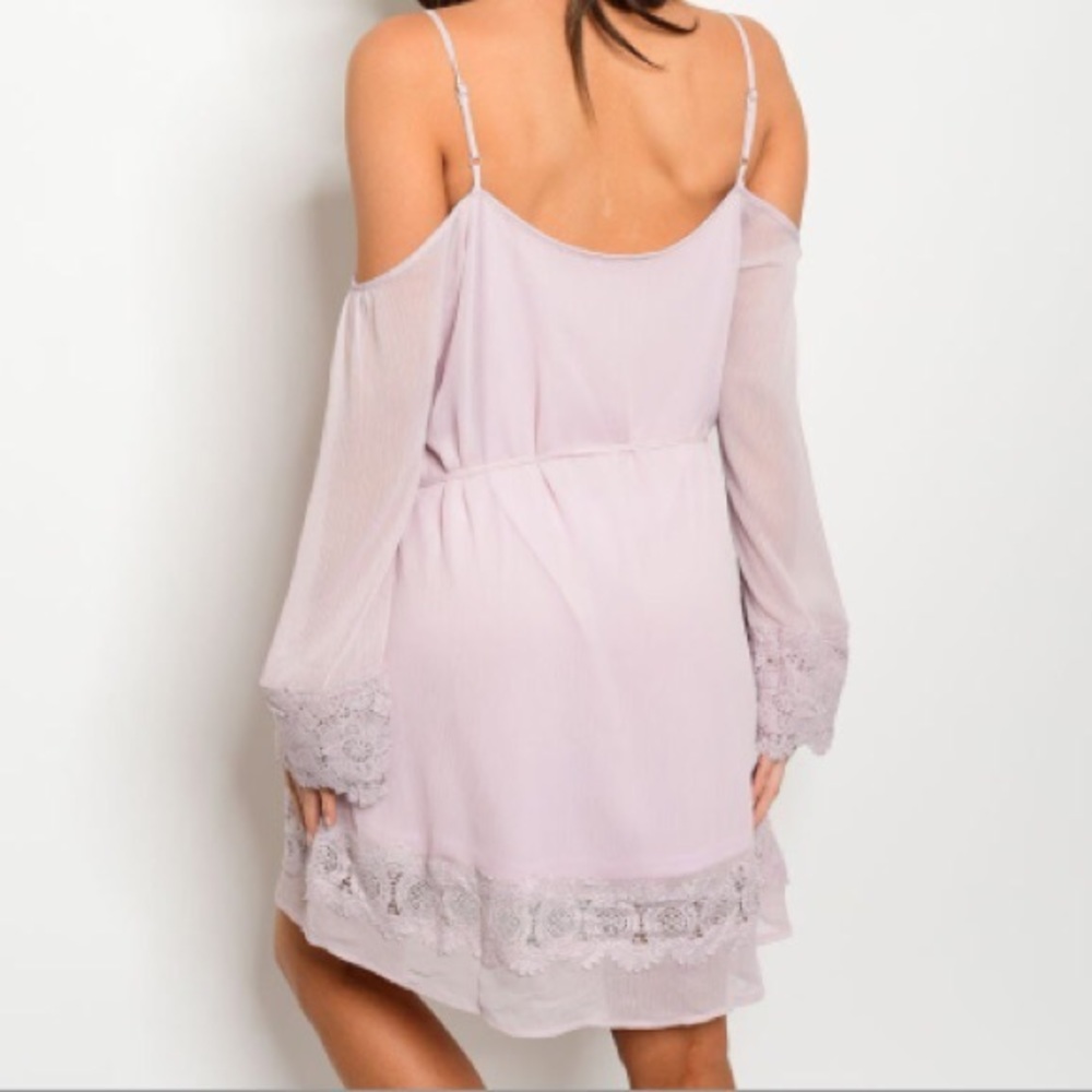 🎉HP Fashion Icon💥ONE LEFT💥Off shoulder dress - Picture 2 of 2