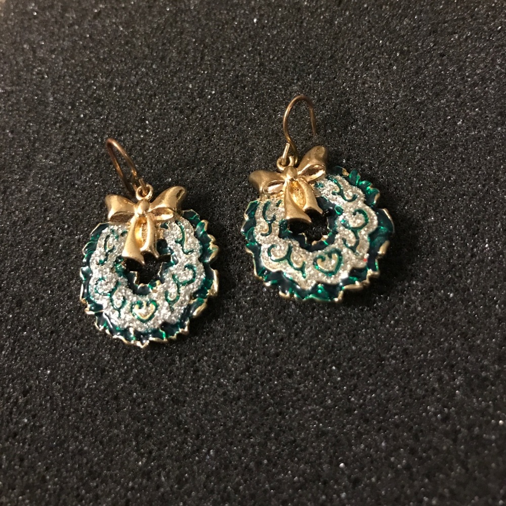 Christmas earring