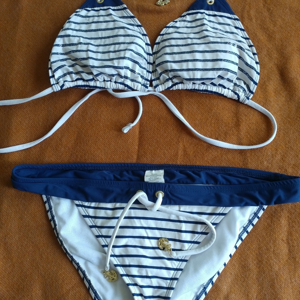 Sperry Swim suit top large bottoms small