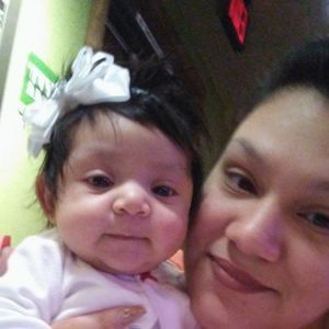 Meet your Posher, Desha