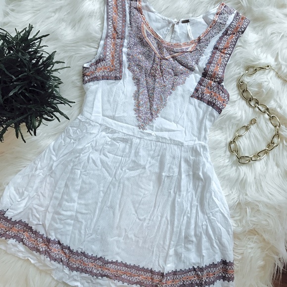 Free People Dresses & Skirts - 🎉Host Pick🎉[Free People] White Mini Dress