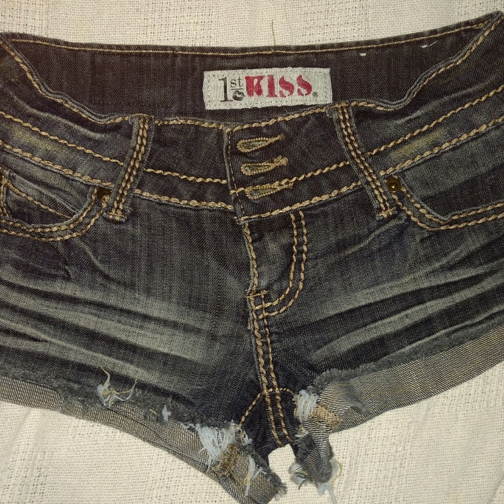 SOLD-1st Kiss blue jean shorts