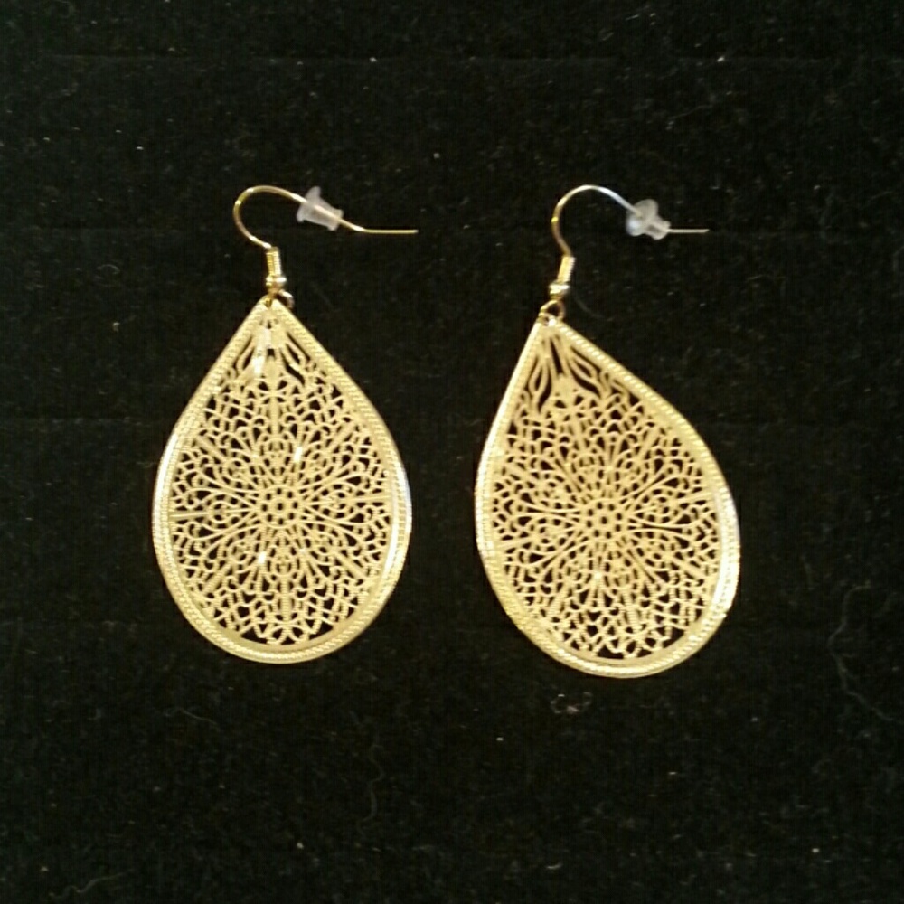 Gold colored earrings