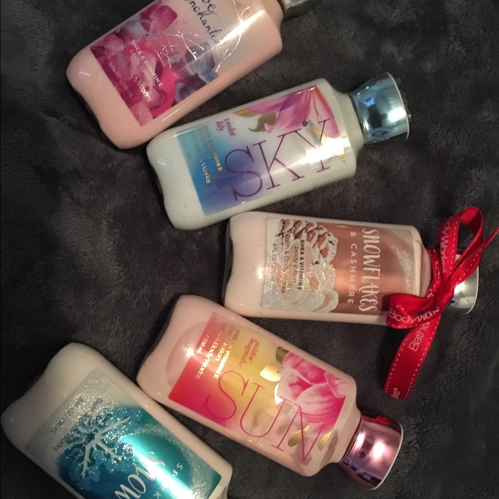 Bundle of bath and body works