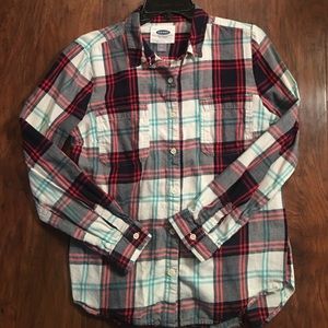 Plaid button up⭐️🌟