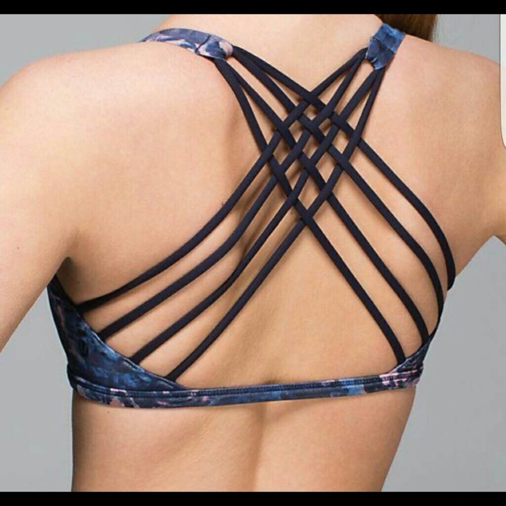 Lululemon Free to be wild bra size 10