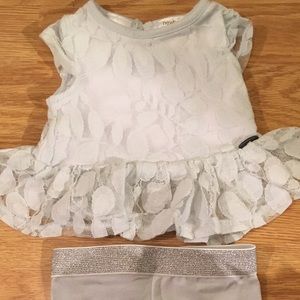 NEVER WORN Kardashian kids newborn lace outfit