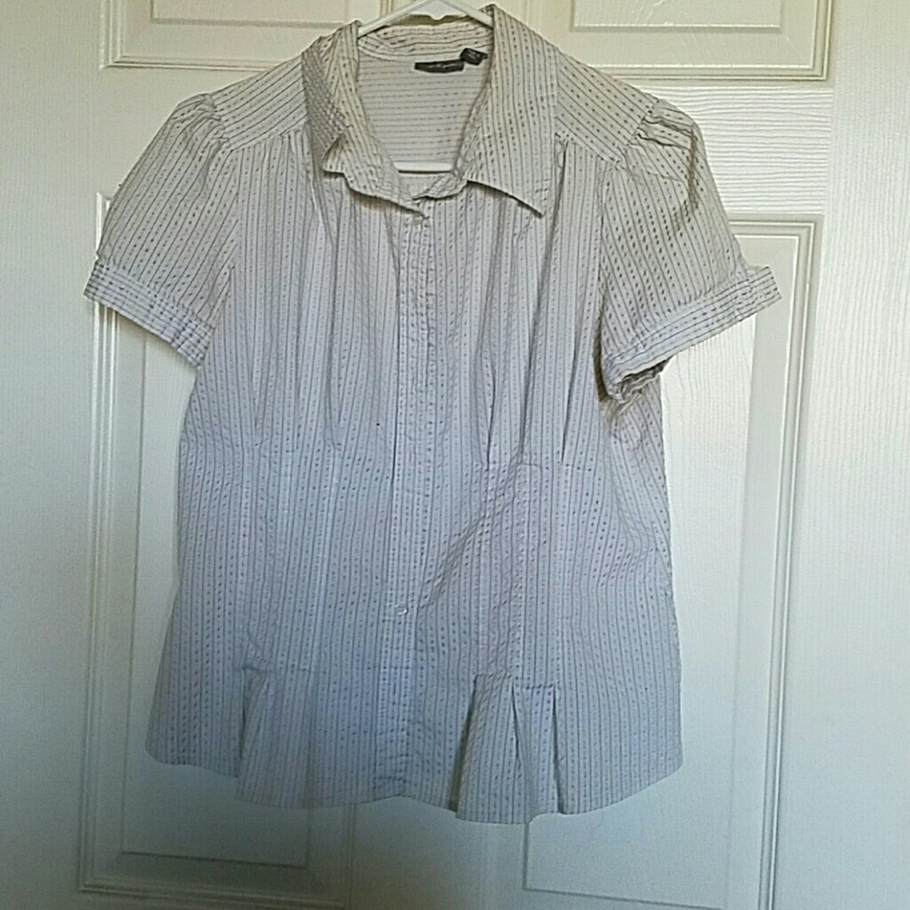 Button up Apt 9. Blouse