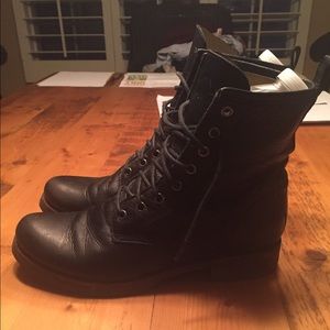 Frye Veronica Black Leather Combat Boots SZ 8.5