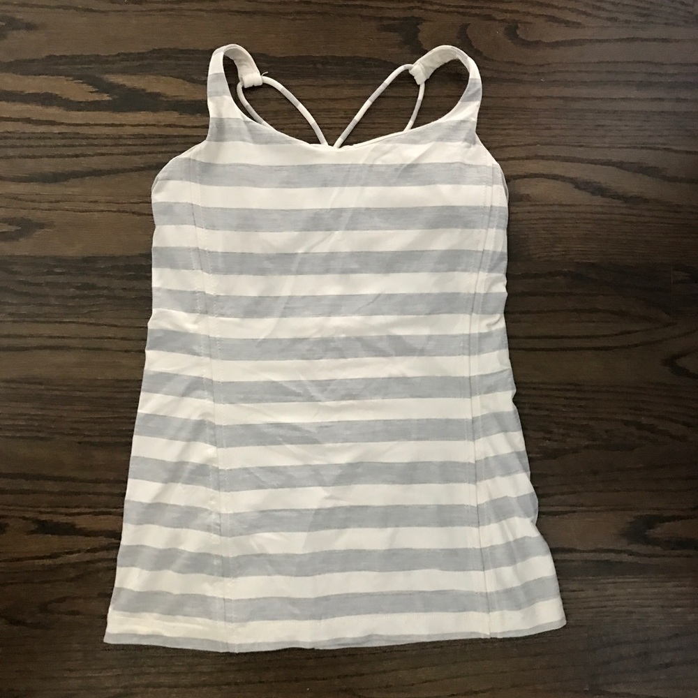 Lululemon Free To Be tank