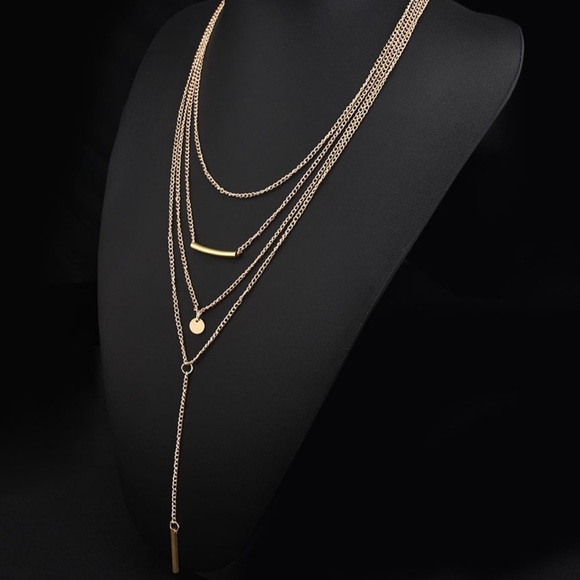 GORGEOUS MULTILAYER Delicate layered NECKLACE!!!⭐️ - Picture 3 of 5