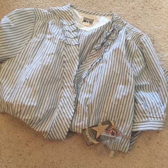 Converse loose fitting short sleeve button down - Picture 3 of 3