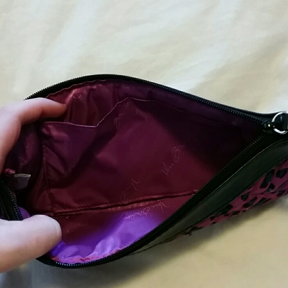 NWOT Vera Bradley Clutch - Picture 3 of 3