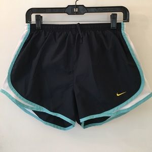 Nike FIT DRY Running Shorts