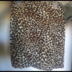 Leopard print skirt