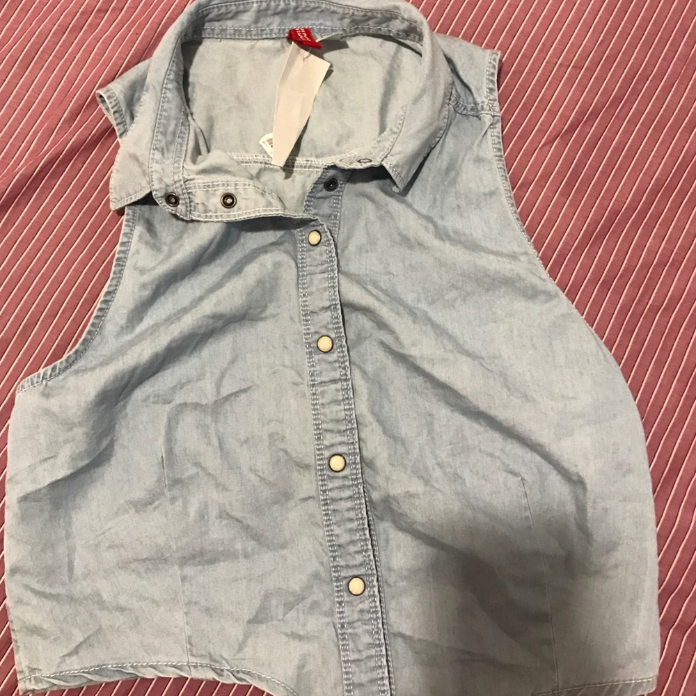button up top - Picture 2 of 3