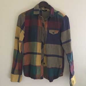 Adorable boyfriend fit flannel!