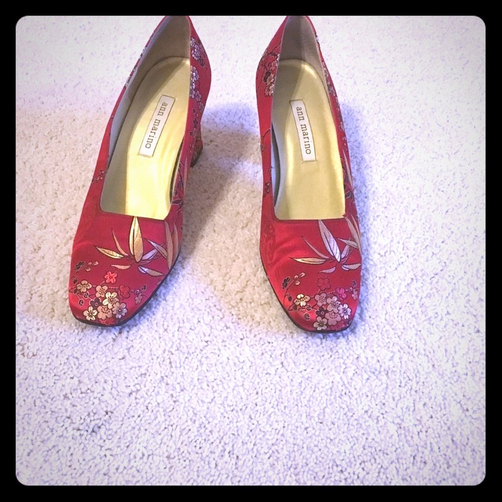 Ann marino oriental heel