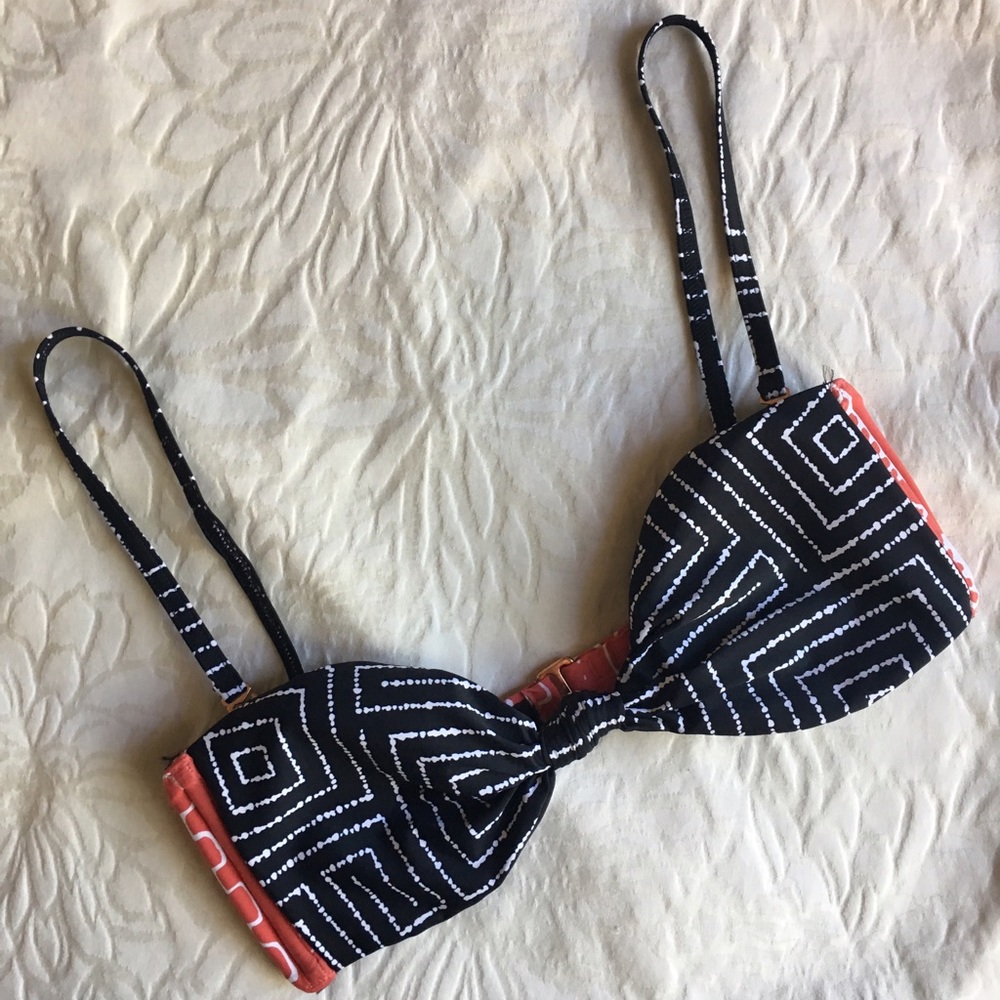 Roxy Borderline Bandeau Bikini Top NWOT