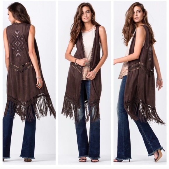 MISS ME Run Wild fringe vest NWOT! The buckle - Picture 3 of 6