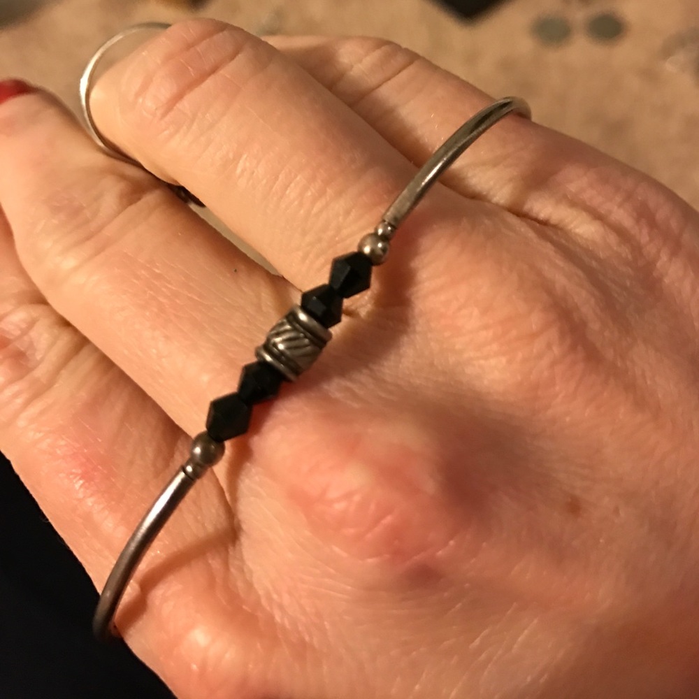 Rustic looking bracelet - Picture 2 of 2