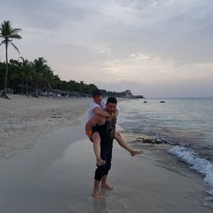 Meet your Posher, Ivis-franklin