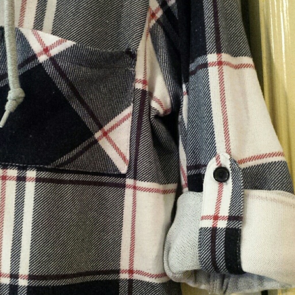 Rue 21 Button Down Hooded Shirt. Size Med. - Picture 7 of 7