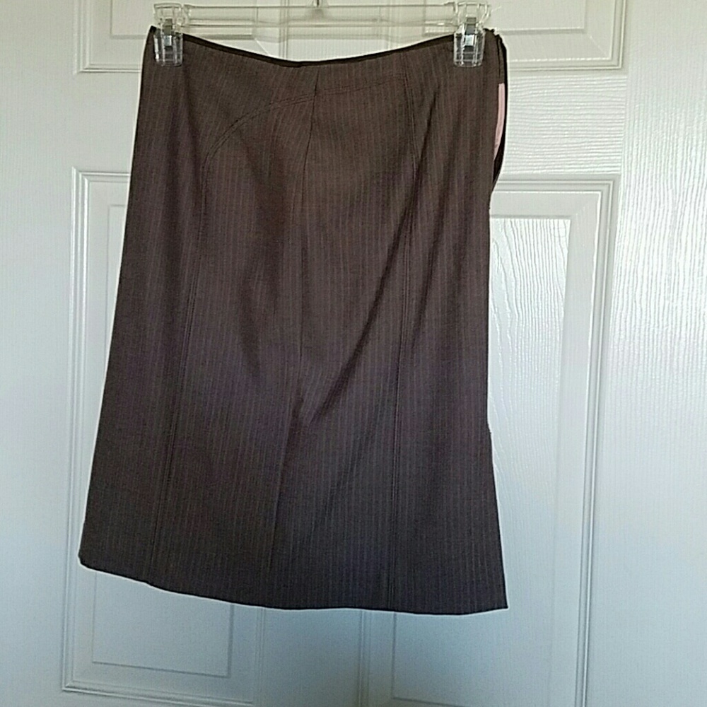 Brown pencil skirt