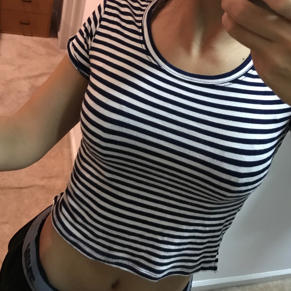 stripped crop top