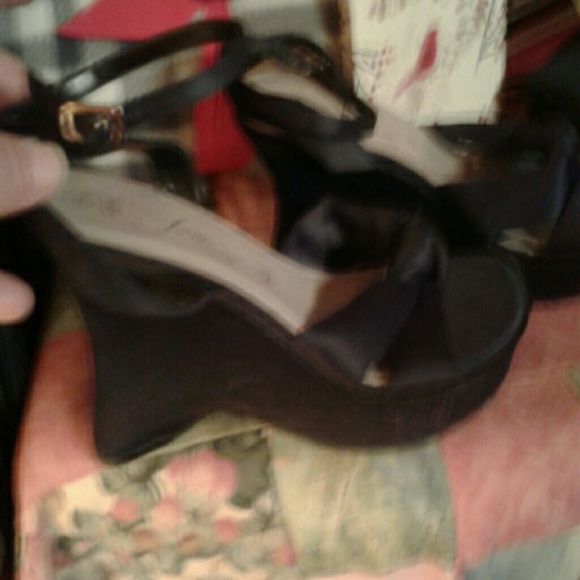 Fioni Wedges🌹 - Picture 2 of 8