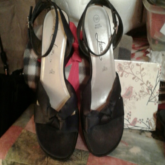 Fioni Wedges🌹 - Picture 5 of 8