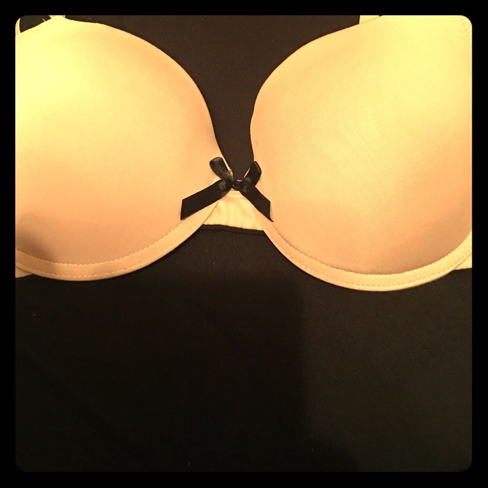 Nude bra