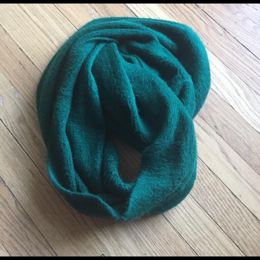 Infinity scarf