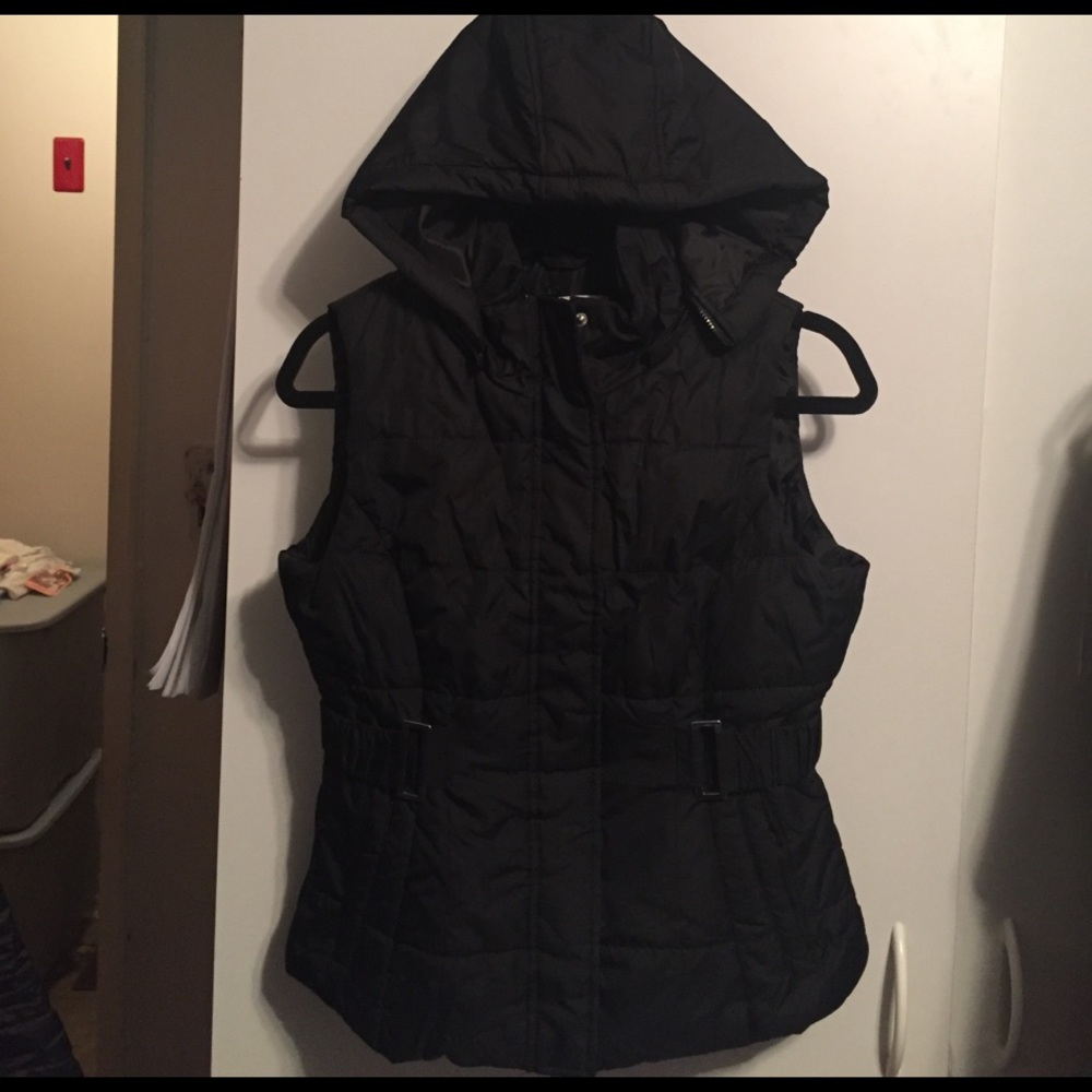 NY&CO Vest .. new .. removed tags but never worn