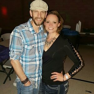 Meet your Posher, Hilary