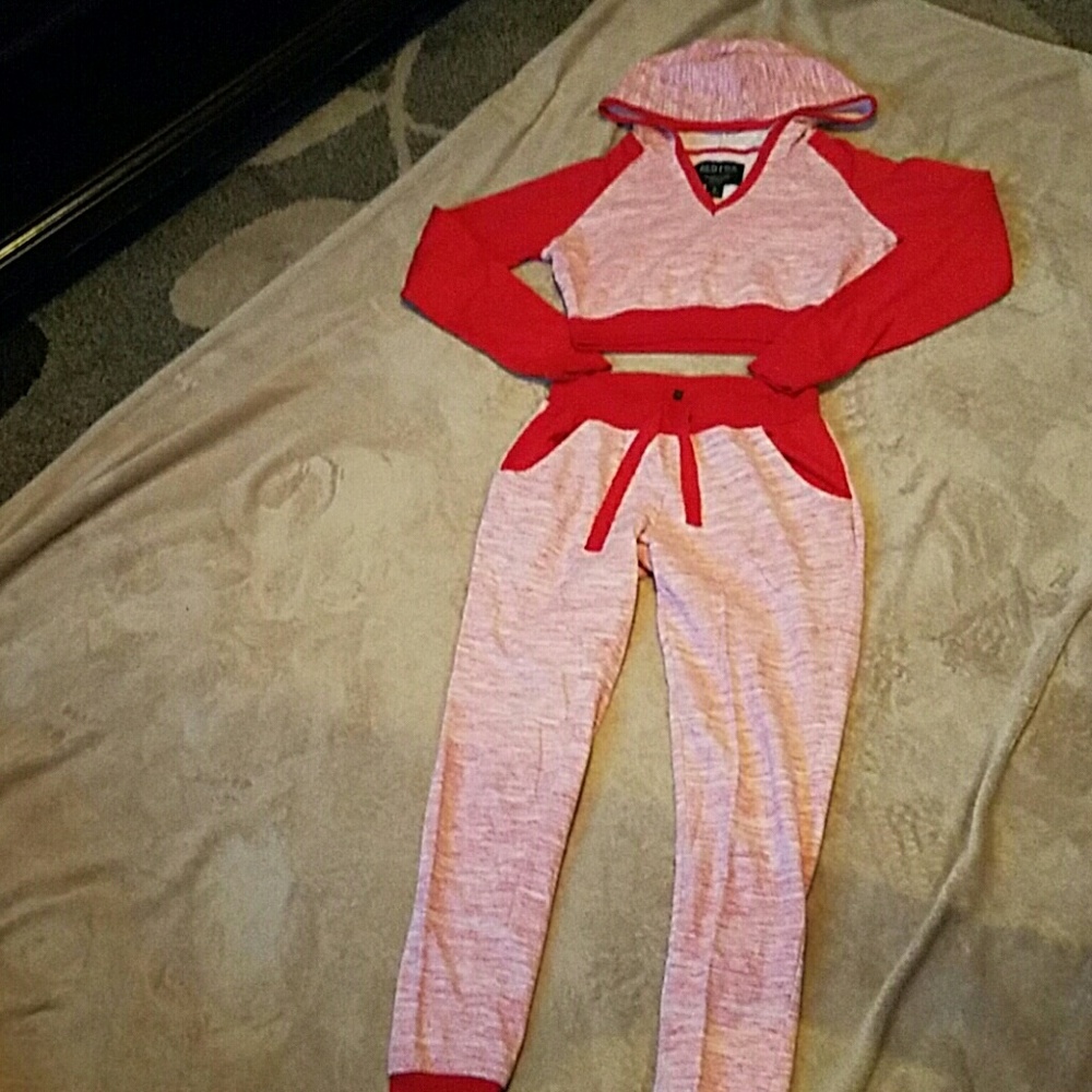 Red fox outfit!