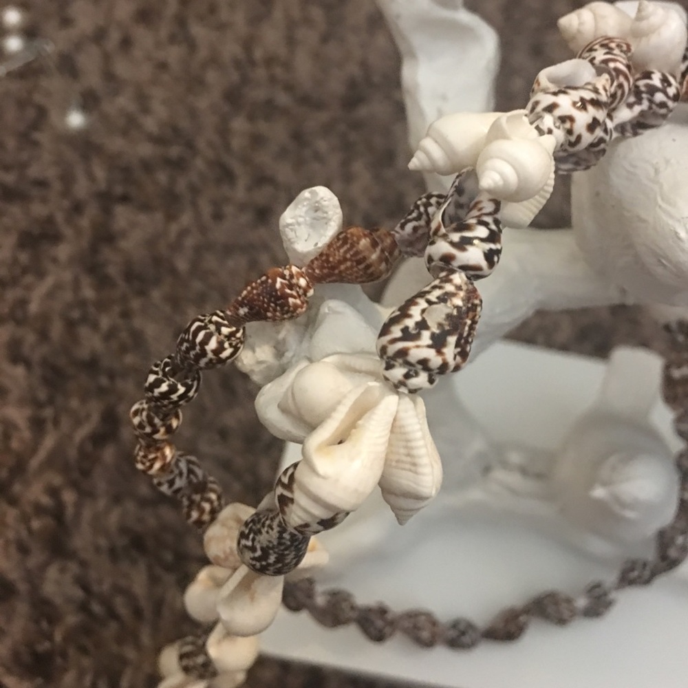 Necklace - Picture 2 of 2