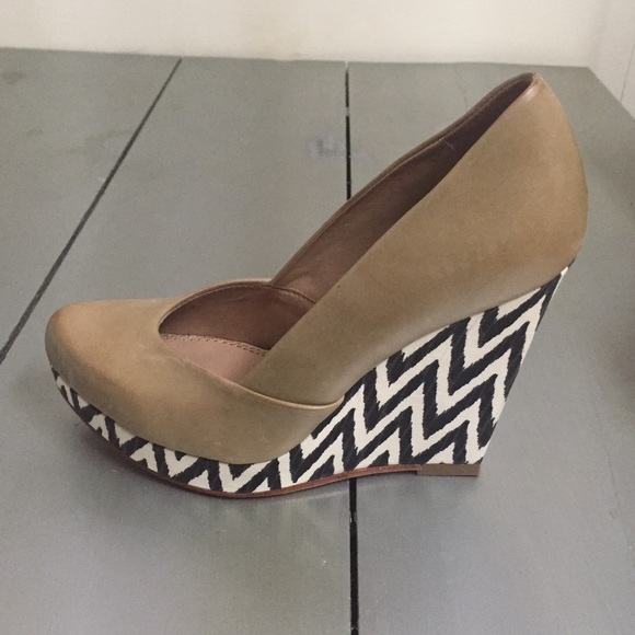 NWOT Ella Moss Evelyn Wedges - Picture 1 of 5