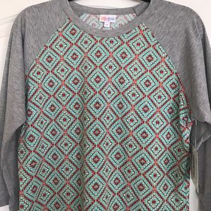 Lularoe randy tee